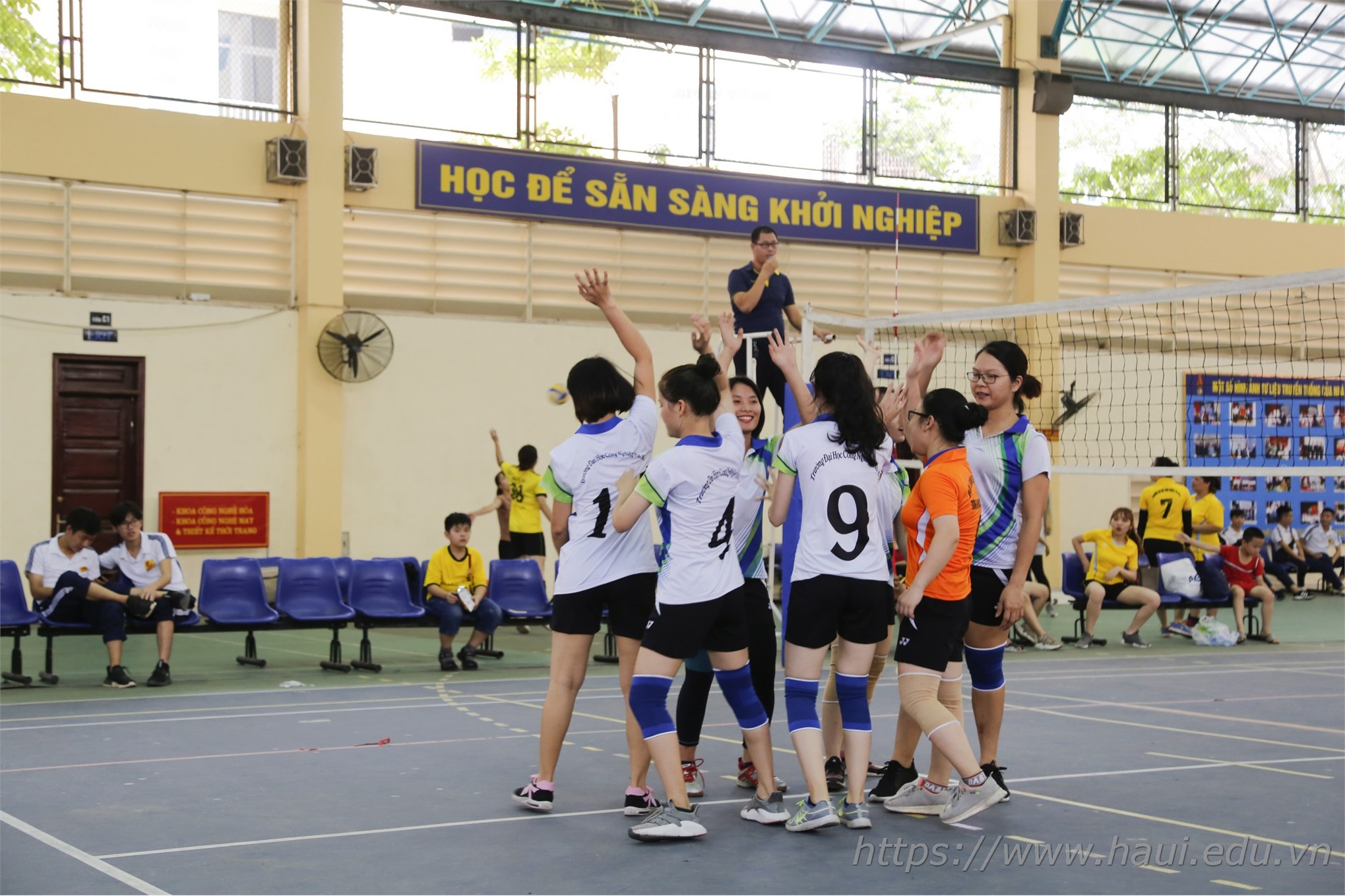 Chung kết và trao giải Bóng chuyền CBVC-HSSV năm học 2018-2019