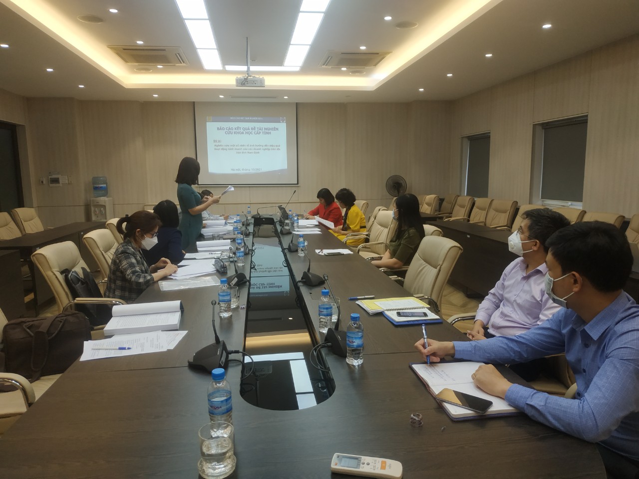 Bảo vệ cấp cơ sở đề tài NCKH cấp tỉnh của TS.Nguyễn Thị Lan Anh